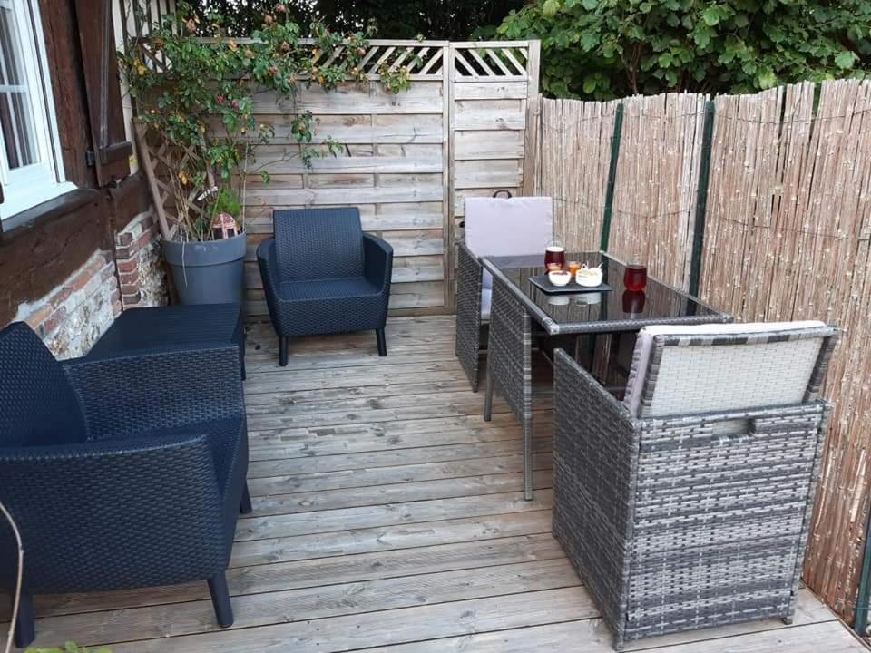 Lamaisonmelidine Saint-Mards-de-Blacarville Exterior foto